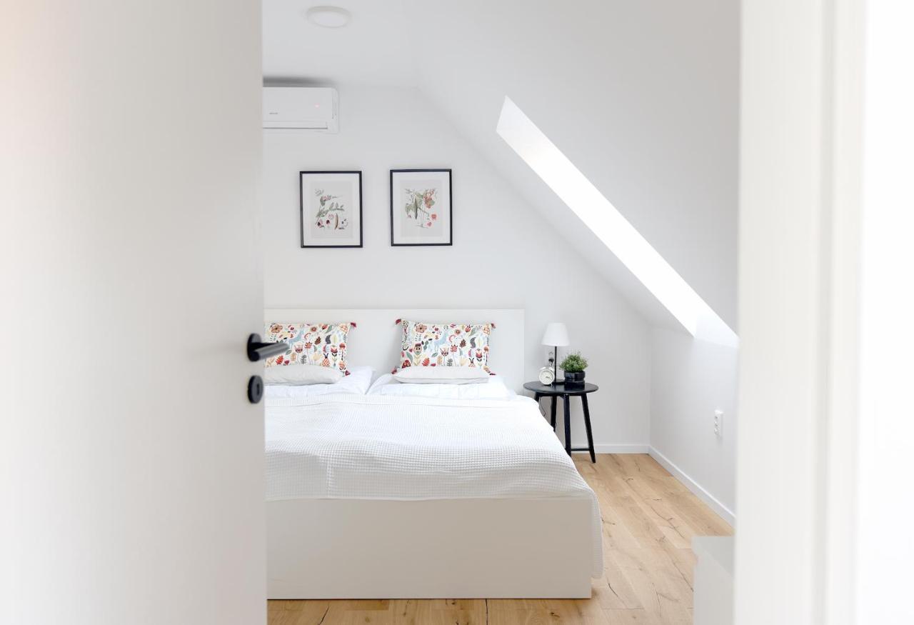 Apartman S Atriom V Historickom Centre Trenčín Zewnętrze zdjęcie